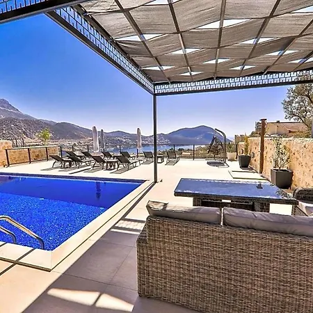 In Sleeps 10 With Pool And Air Con 别墅 卡尔坎