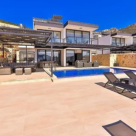 In Sleeps 10 With Pool And Air Con Villa Kalkan